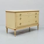 1175 5316 CHEST OF DRAWERS